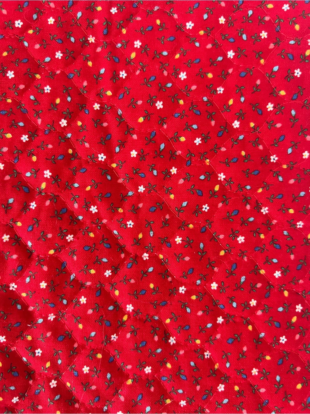 NEW Red Floral Quilted Fabric Remnant 12" X 24" smoke free